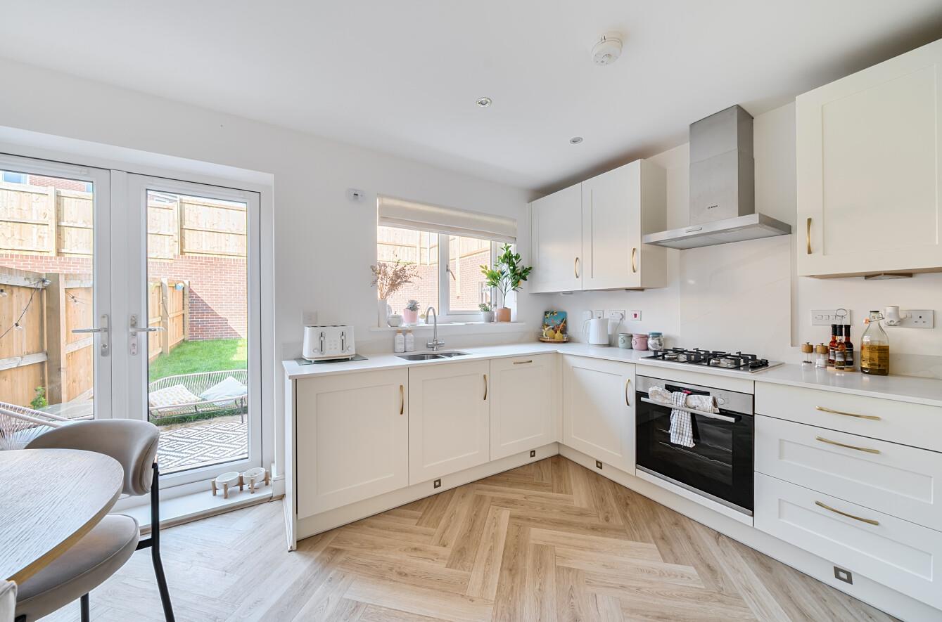 Ffordd Picton Tuberville, Sketty, Swansea, SA2 7RG